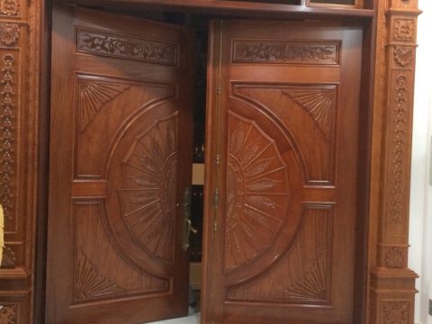 Cửa gỗ tự nhiên 06