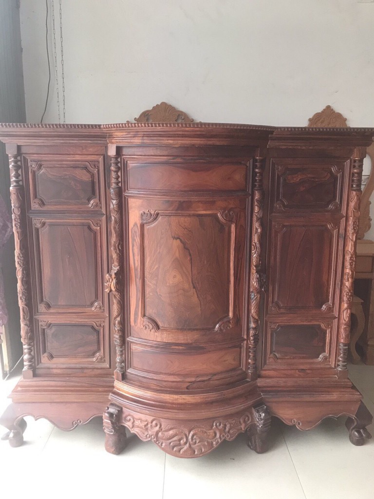 TỦ THỜ BỤNG PHỆ GỖ CẨM LAI