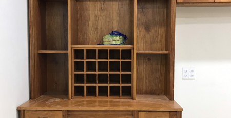 Chọn tủ rượu gỗ phù hợp với không gian nhà bạn