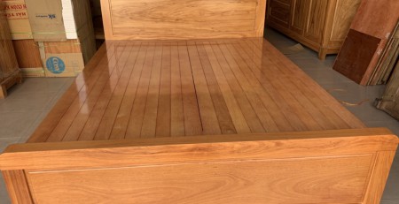 Giường hộc kéo gỗ Nam Phi