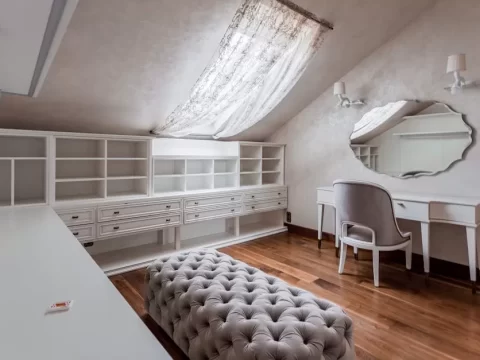 Bàn Trang Điểm Gỗ Hố Nai: Đẹp, Bền, Giao Hàng Tận Nơi