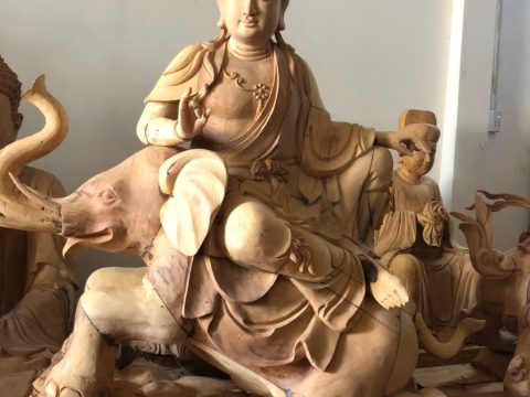 Gia công tượng gỗ