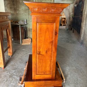 Bục tượng Bác gỗ tràm bông vàng 4